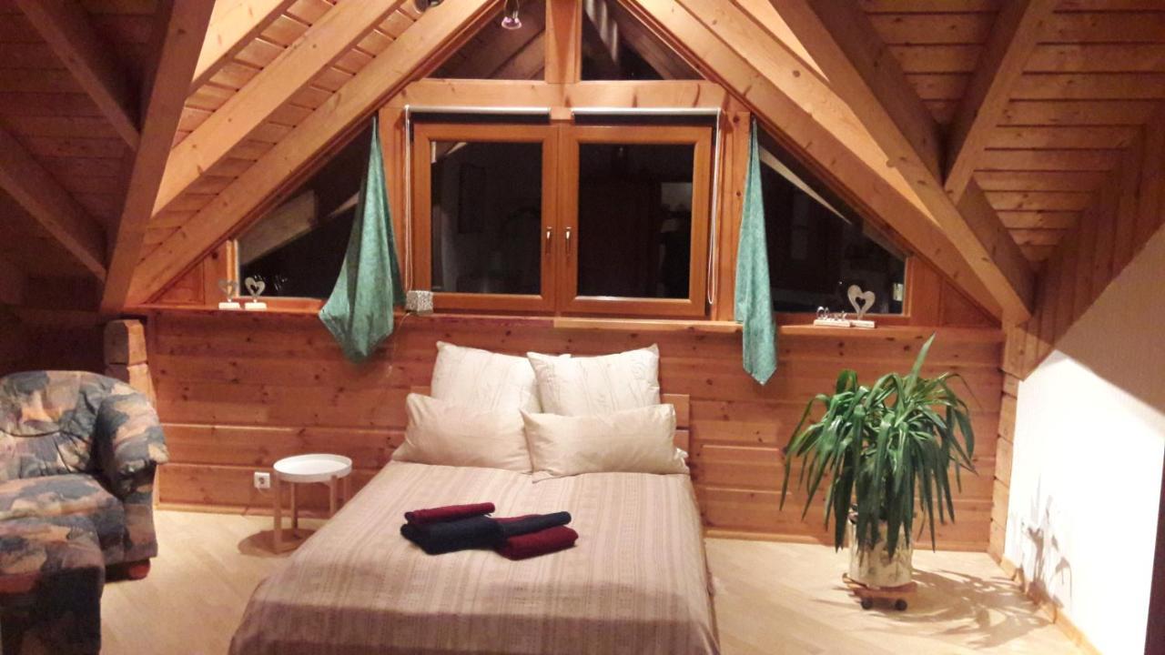 Steewer Landhaus Gemuetliche Ferienwohnung Bis 6 Pers In Ruhiger Ortsrandlage Stebach Exterior foto