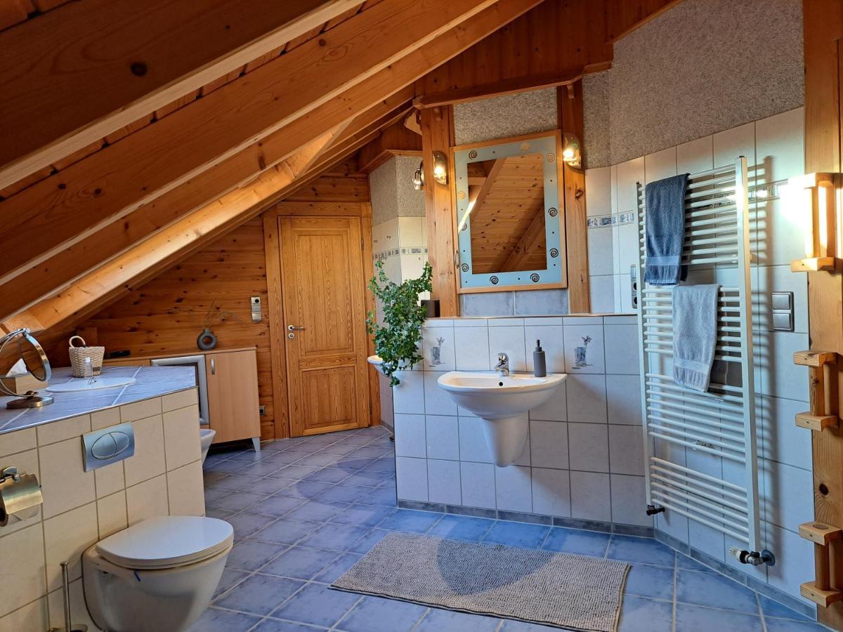 Steewer Landhaus Gemuetliche Ferienwohnung Bis 6 Pers In Ruhiger Ortsrandlage Stebach Exterior foto