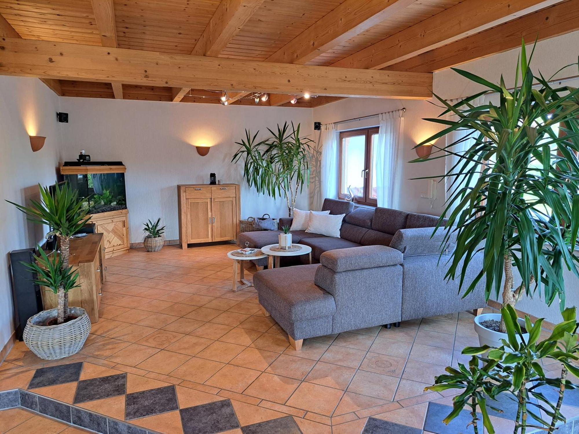 Steewer Landhaus Gemuetliche Ferienwohnung Bis 6 Pers In Ruhiger Ortsrandlage Stebach Exterior foto